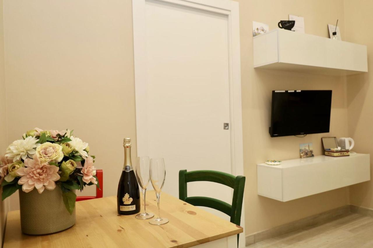 나폴리 Casa Cavaliere B&B 외부 사진